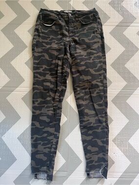 Women's Skinny Camo Ankle Jeans - Black/Grey